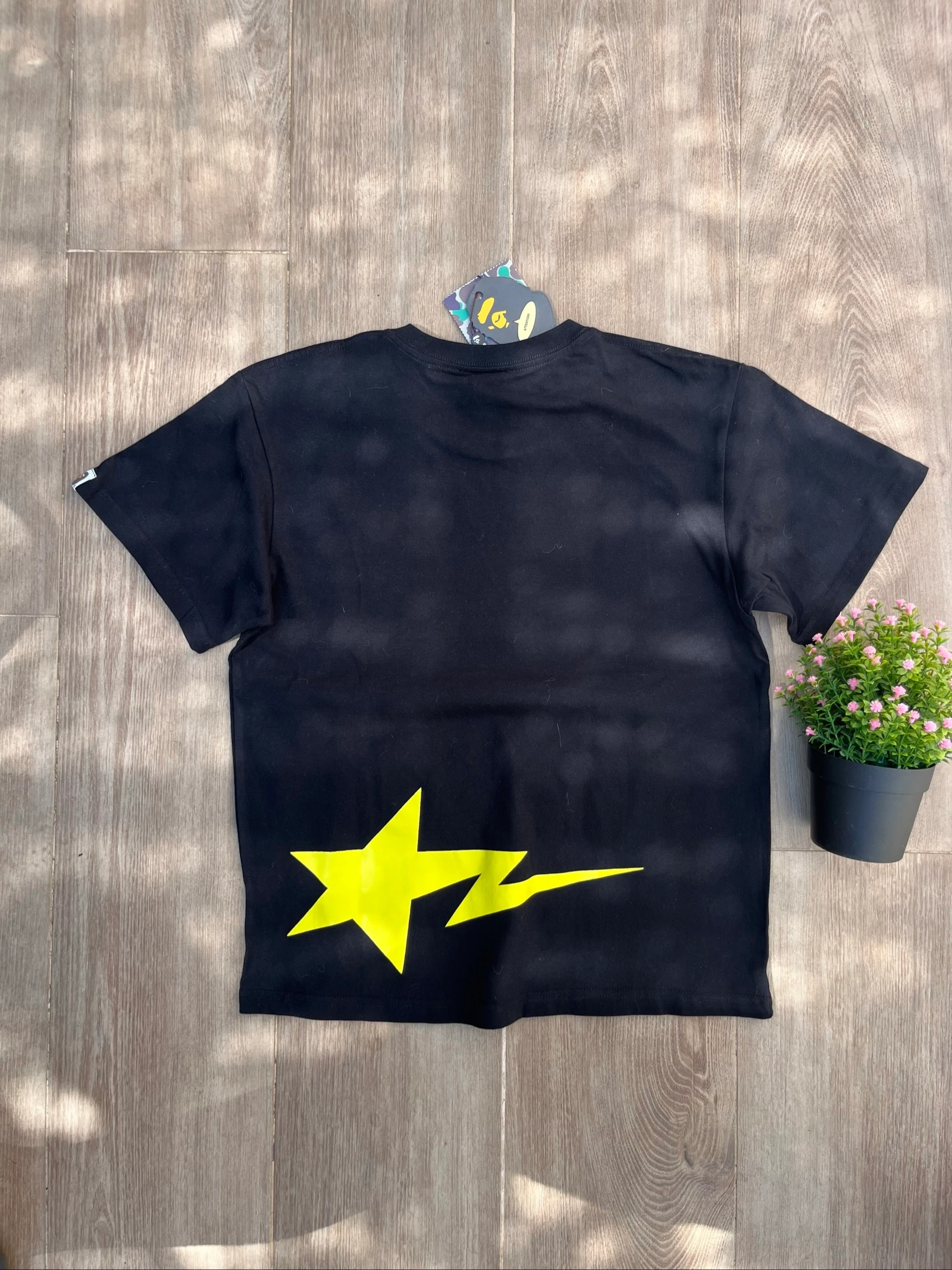 Camiseta BAPE | World Gone Mad | Preta | Tamanho P – photo 2
